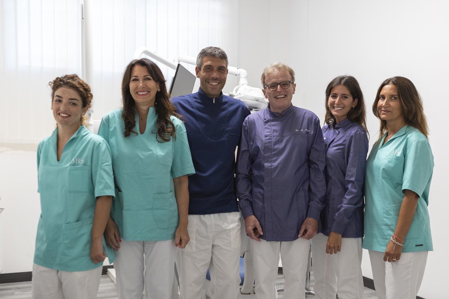 Equipe medica dello studio dentistico Sajeva MBS